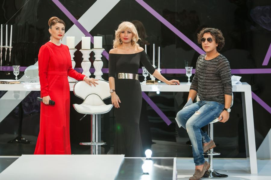 Ən zövqlü geyinəni seçməyə başladılar