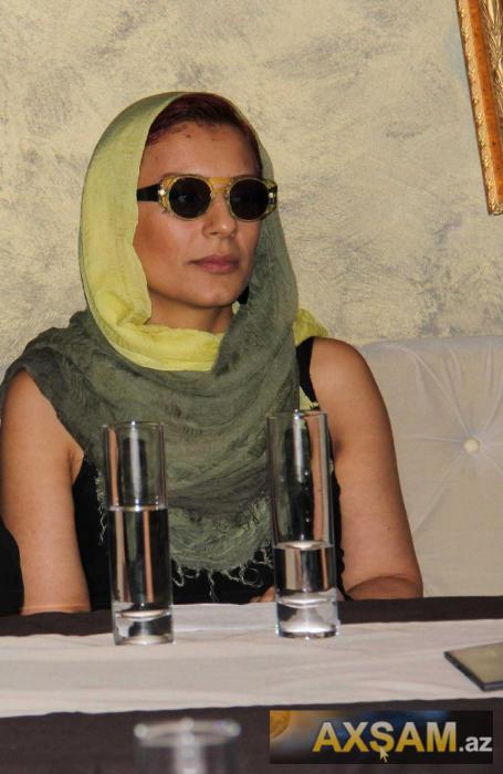 Tünzalə Ağayeva yeni görkəmdə (Foto)
