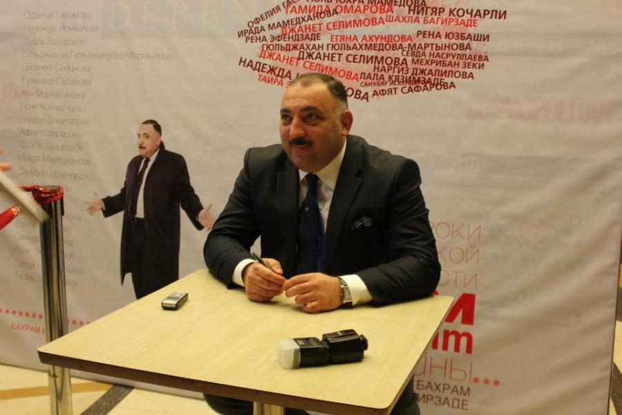 Bəhram Bağırzadənin imza günü keçirildi (Fotolar)