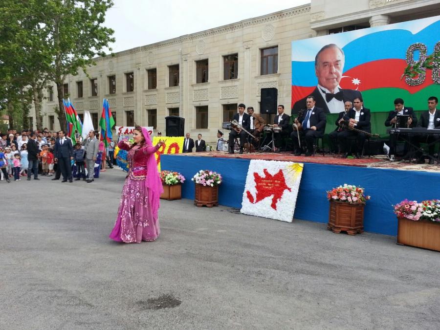 Fatimə Nadirin “Maral”ını əlindən aldı (Foto)