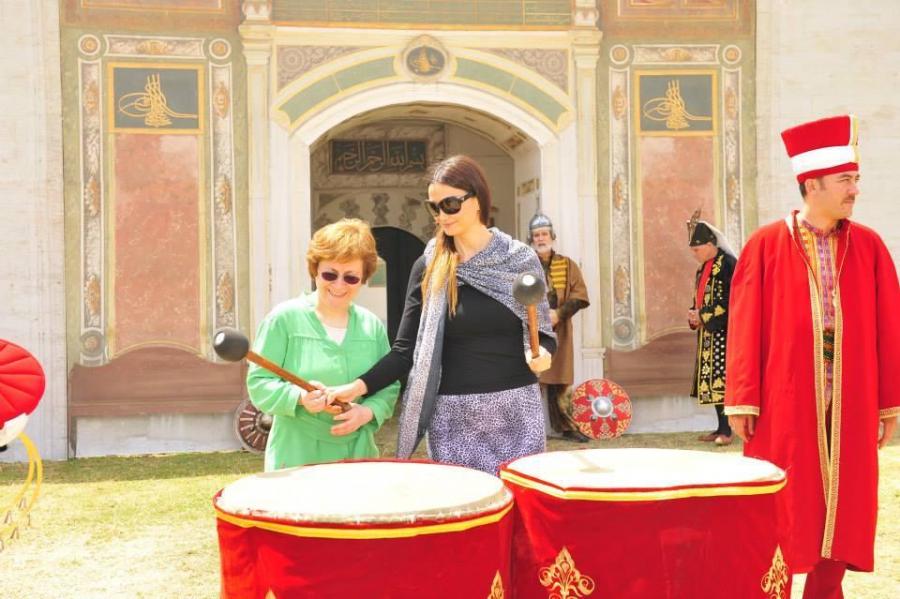 Qənirə Paşayevanın festivaldan fotoları