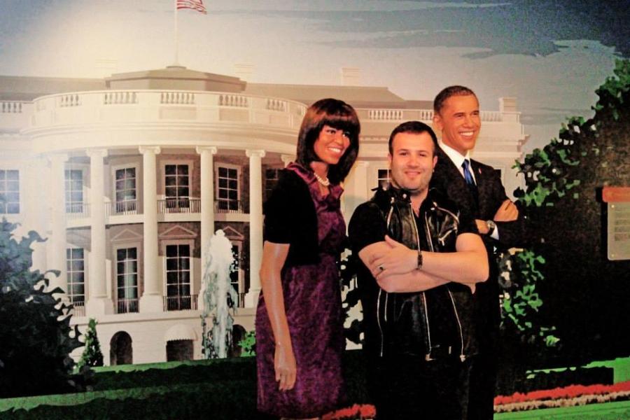 Azərbaycanlı müğənni "Barak Obama"yla (Foto)