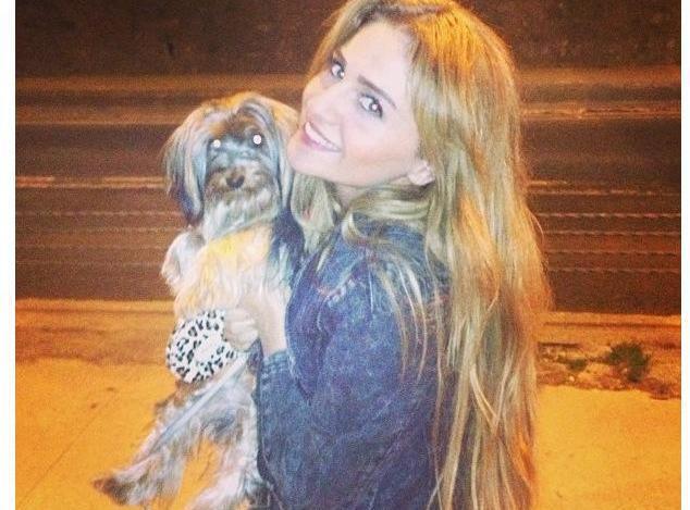 Günel iti ilə gəzintidə (Foto)