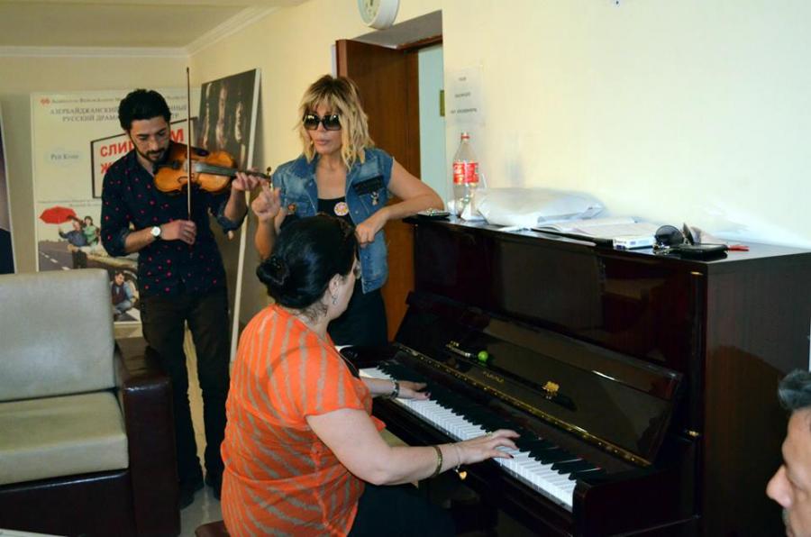 “Brilliant bir çoxları kimi...” –  Elza Seyidcahan