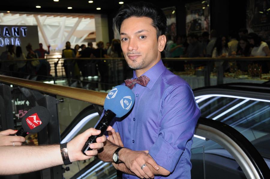 Faiq Ağayev mükafat aldı (Foto)