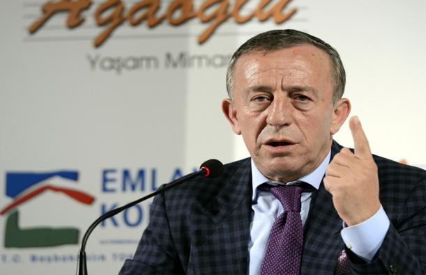 Türk milyarder Bakının mərkəzində bina tikdirir