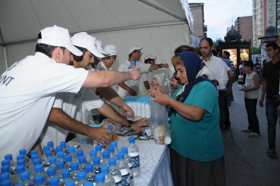 Garant Holding-in iftar aksiyasının dördüncü günü
