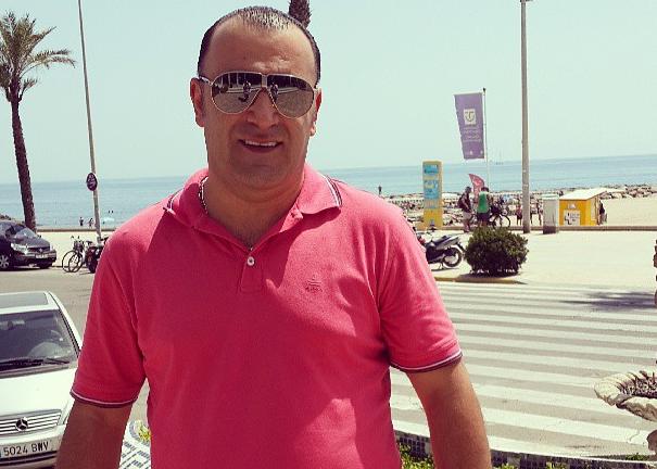 Müğənni ailəsi ilə birlikdə Barselonada (Foto)
