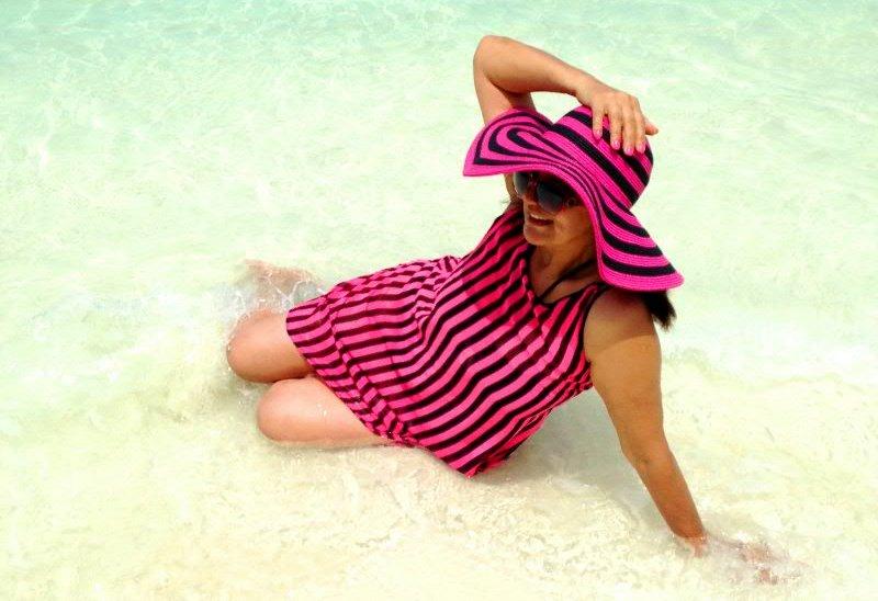 Nazpəri Dostəliyeva Maldivdə (Foto)