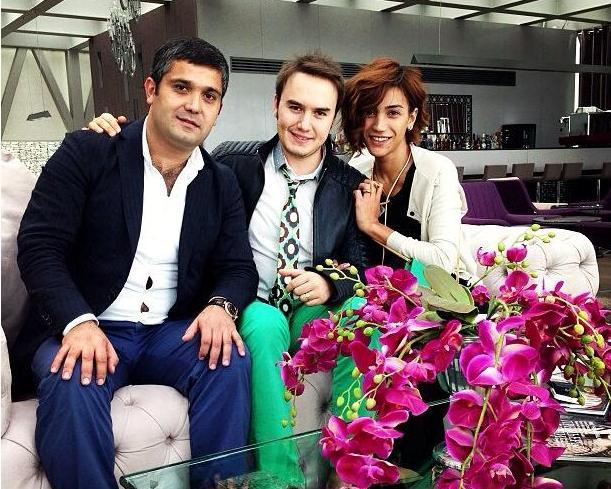 Röya ilə Mustafa Ceceli bulvar gəzintisində