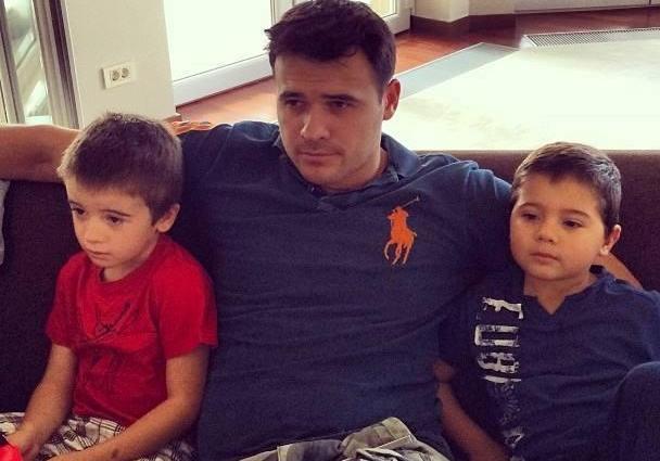 Emin övladları ilə Nardaranda