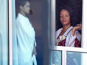Rihannanın bu halı hər kəsi təəccübləndirdi