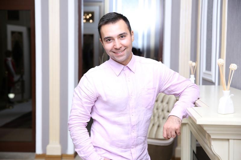 Azərbaycanlı müğənninin əsgərlikdən sonra ilk  fotoları