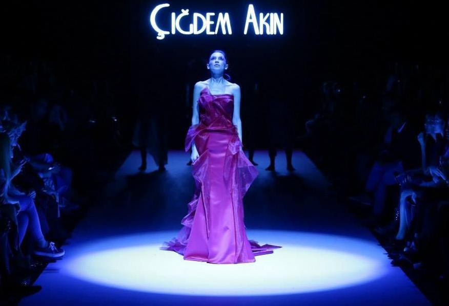 Günay Musayeva möhtəşəm moda nümayişində - Fotolar