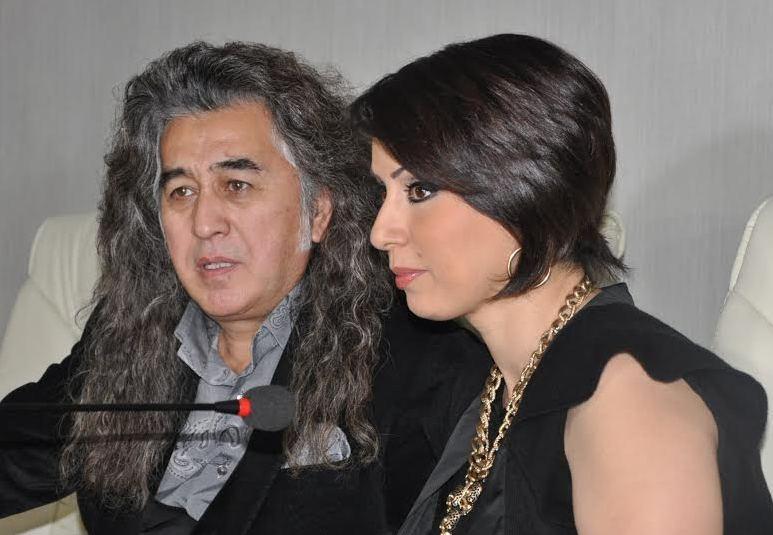 Roza özbək müğənni ilə duetini təqdim etdi - fotolar