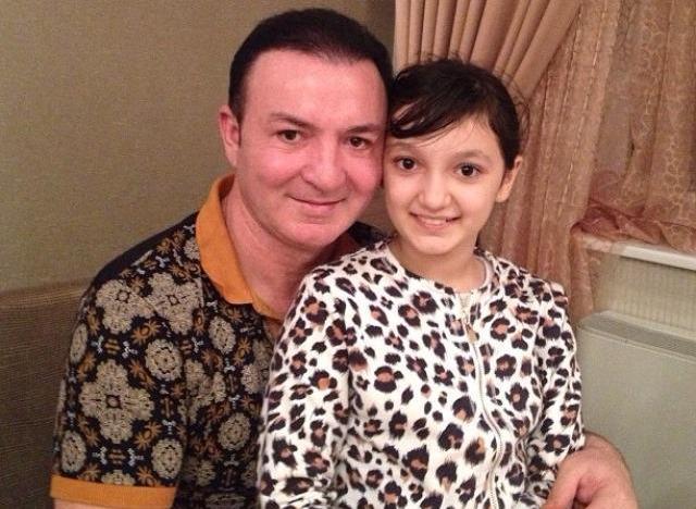 Vasif Məhərrəmlinin qızı ilə fotosu