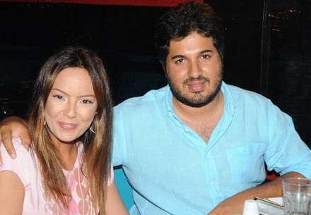 Ebru Gündəşə alınan 12 milyonluq təyyarəyə həbs qoyuldu - fotolar