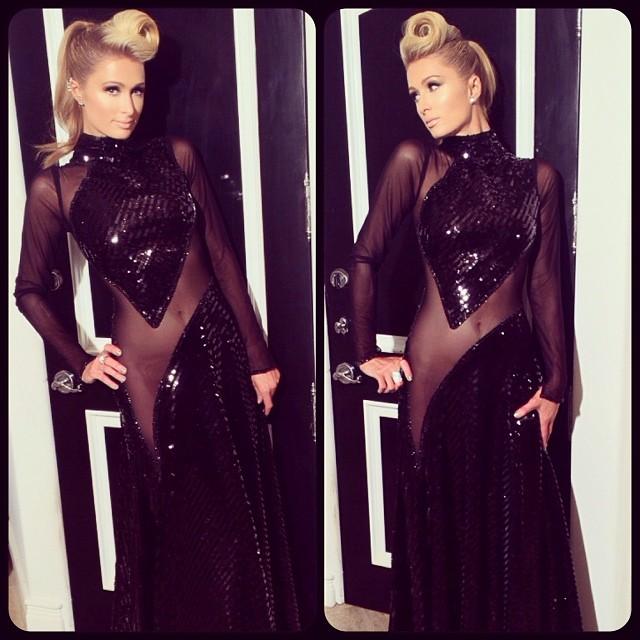 Paris Hiltondan cəsarətli geyim