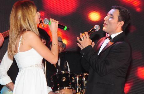 Rafet qızıyla duet oxudu - fotolar