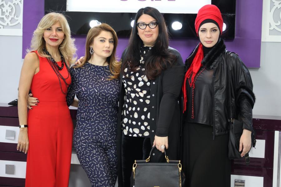“Özünə bax”da münsiflərdən iştirakçılara jest - fotolar