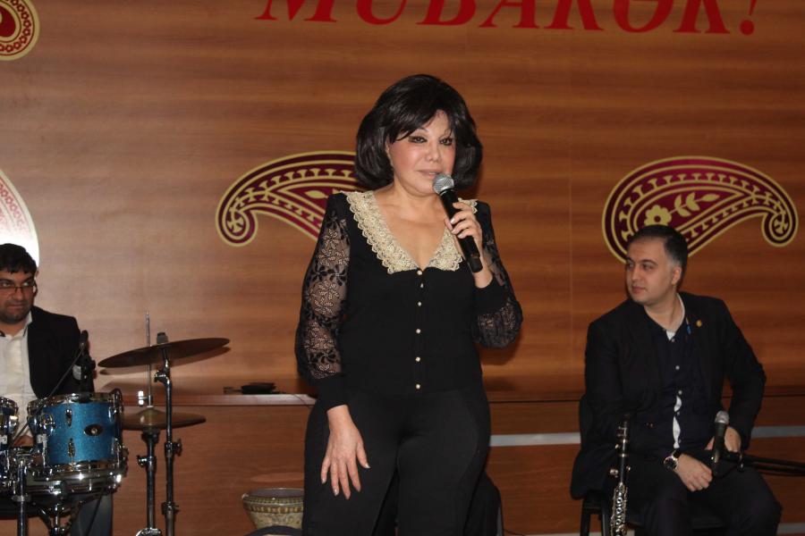 Nazirlikdə bayram konserti -  fotolar