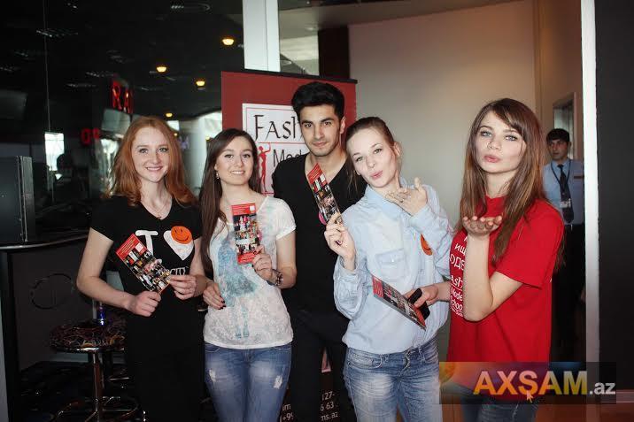 Bakıda modellər arasında boulinq turniri keçirildi - fotolar