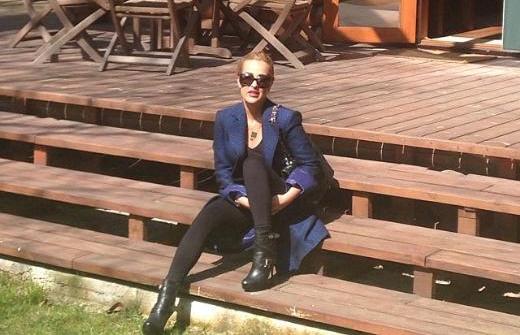 Hülya Avşarın qalmaqallı bacısı yeni mənzil aldı –  fotolar