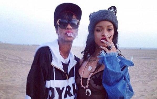 Rihannanın narkotik bayramı - fotolar