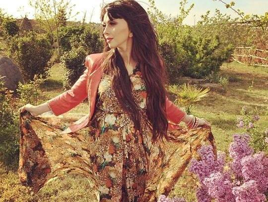 Ana olmağa hazırlaşan Mananadan yeni fotolar