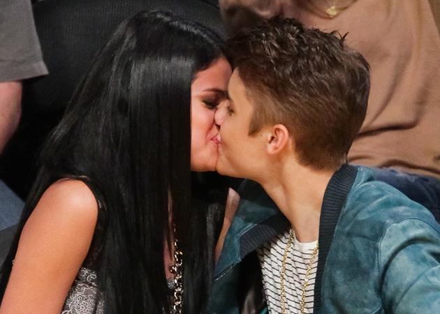Selena Qomez Castindən qurtulmaq üçün villasını satır
