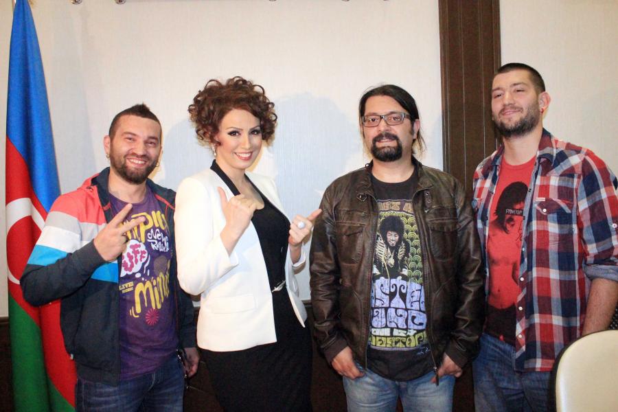 Müğənni Heydər Əliyevin xatirəsinə klip həsr edib - fotolar