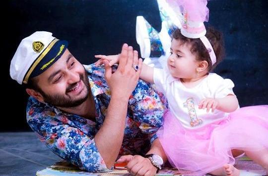 Nazim 1 yaşlı qızına ad günü keçirir – fotolar 