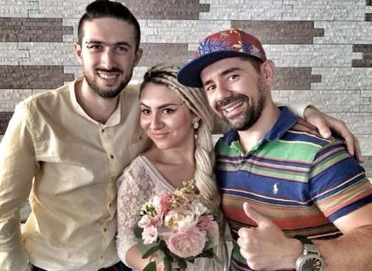 Azərbaycanlı müğənni ərə getdi -   fotolar