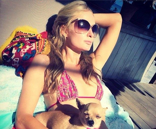 Paris Hilton sevgilisini onunla əvəzlədi - fotolar 