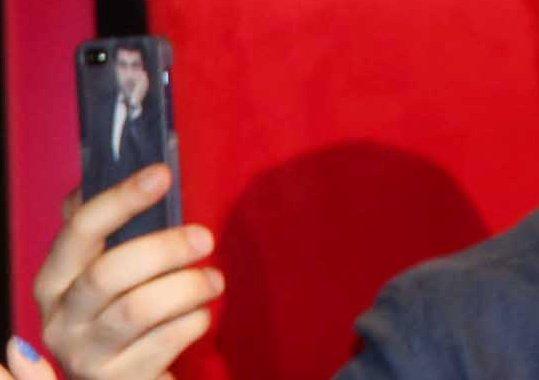 Namiqin xüsusi telefon aksessuarı – fotolar 