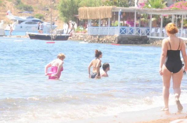 “Nənəmin bikinisinə oxşayırdı”