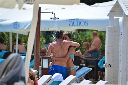 “Medcezir”in aktyoru və Ərbilin keçmiş sevgilisindən səmimi fotolar 