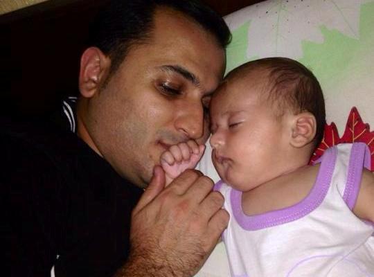 Natavanın prodüseri yeni doğulan oğlu ilə - fotolar 