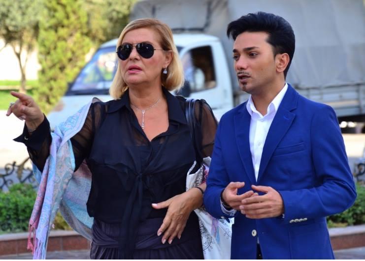 Faiq Ağayev Müşərrəf Akaya Şəhidlər Xiyabanını göstərdi -  fotolar