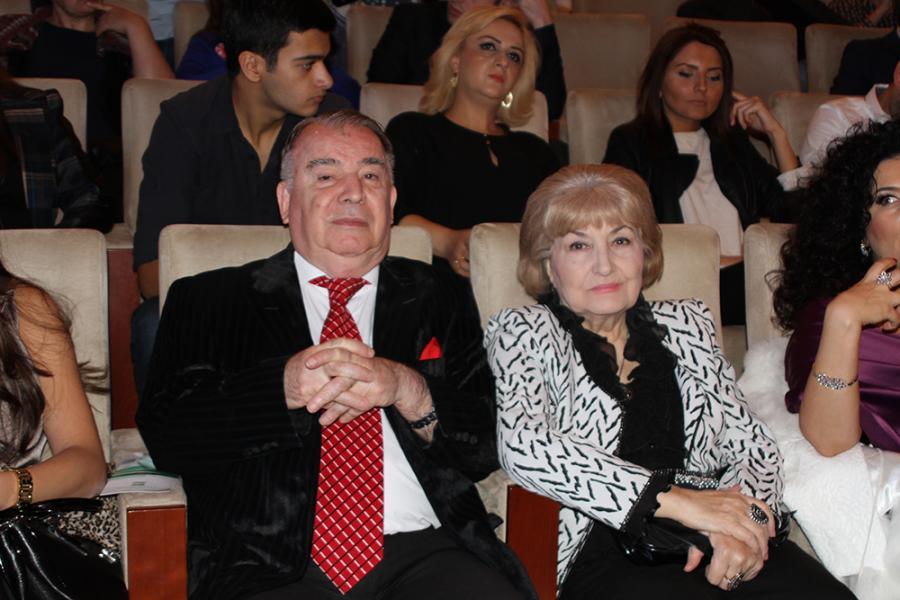 Arif Qazıyev həyat yoldaşı ilə - fotolar