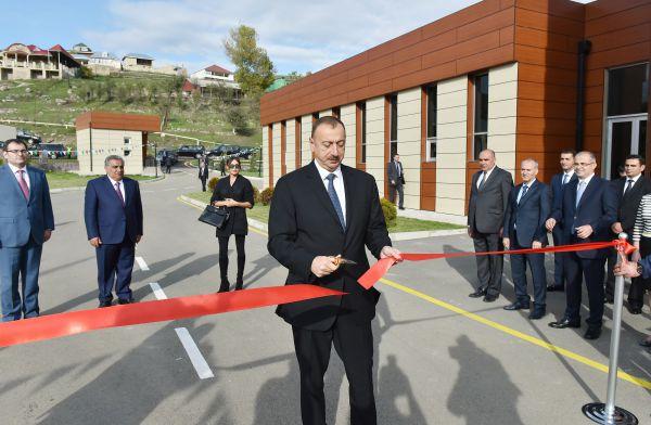 İlham Əliyev və xanımı açılışda - fotolar