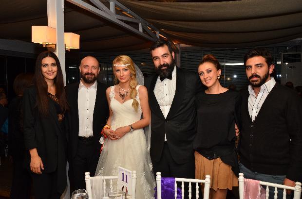 Bərgüzar Korel nikah şahidi oldu – fotolar 