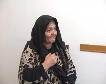 Bakıda cibgirlik edən nənə - fotolar