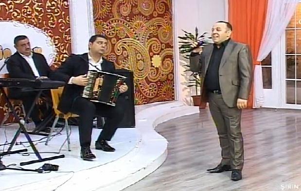 Elarizin 700 manatlıq kostyumu - fotolar