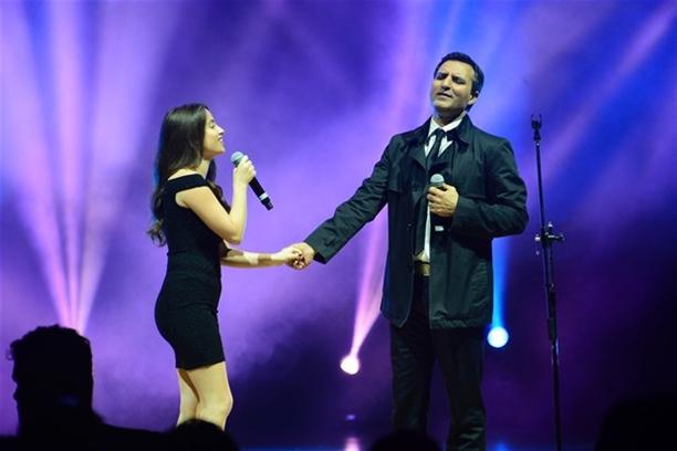 Azərbaycanlı müğənni “Kral TV”nin ad günündə - fotolar