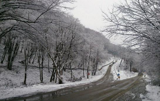 Qubaya qar yağır - fotolar
