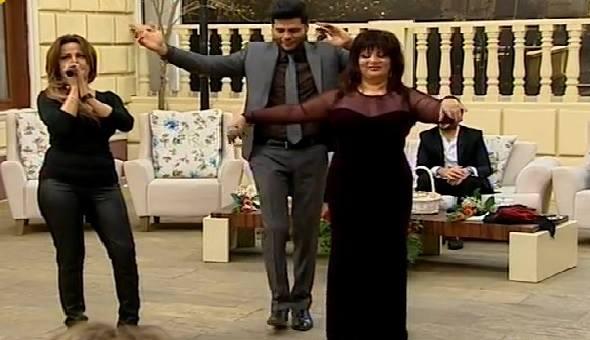 Əməkdar artist küsülü olduğu müğənni ilə belə barışdı – video