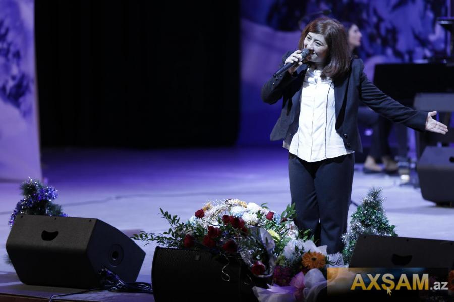 Aygün Bəylərin solo konsertindən fotolar