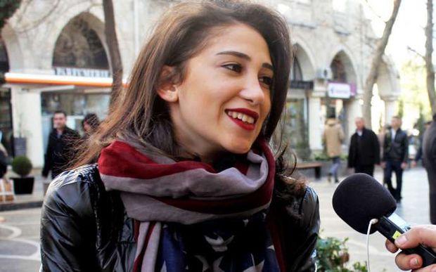 Hakimiyyət qadınlarda olsa, nə olardı? - Bakıda sorğu