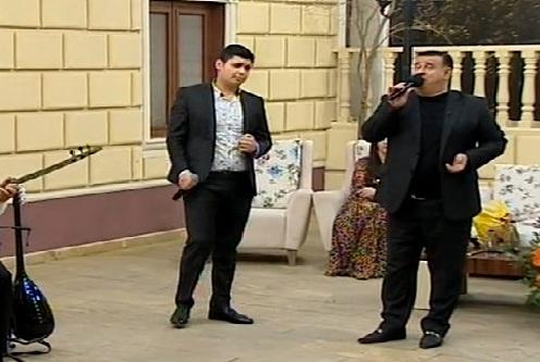 Tacir oğlu ilə duet oxudu -  fotolar